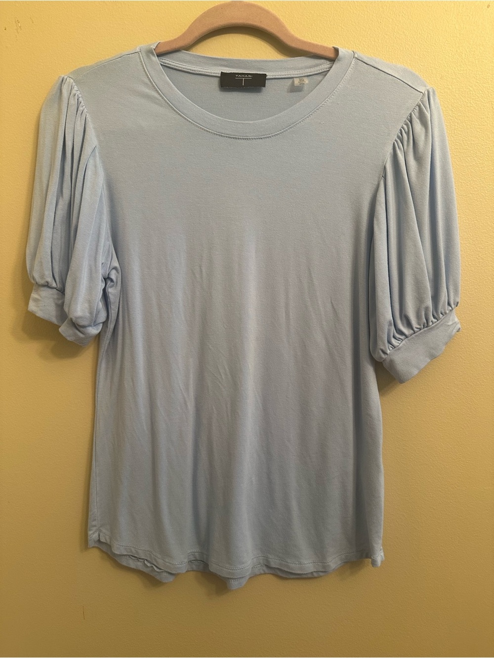 Tahari Light Blue Puff Sleeve Knit Top Size SP  Feminine Stretch Tee 1092 - Picture 2 of 9